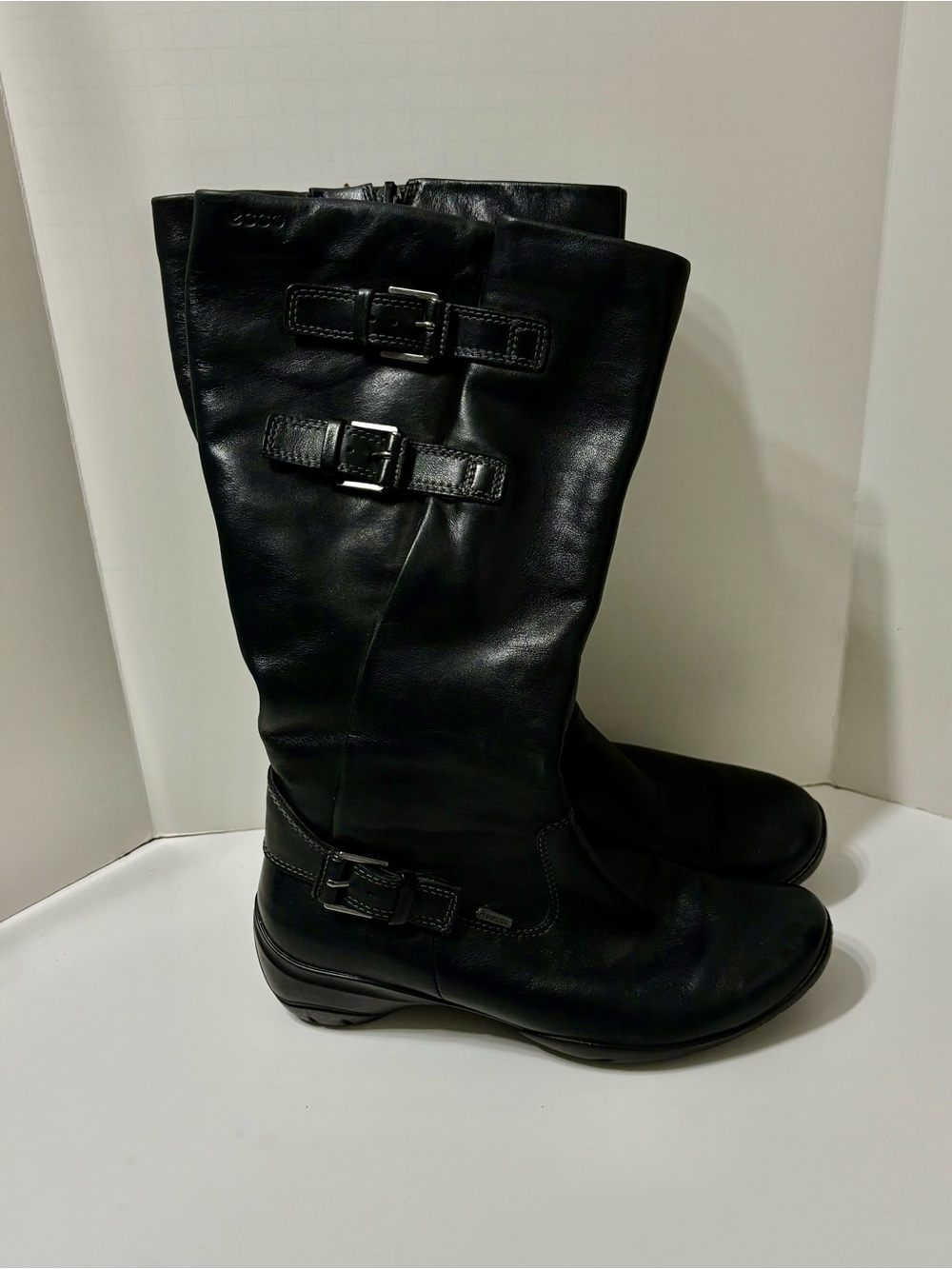 Ecco Black Leather Mid-Calf Heeled Boots with Buckle Straps